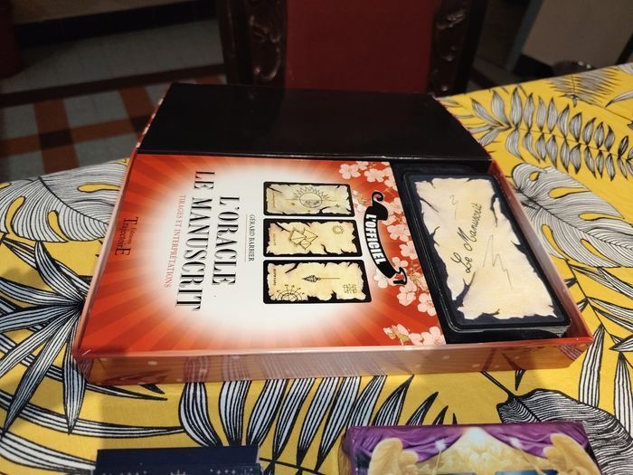 Lot 2 oracles 1 tarot - photo numéro 2