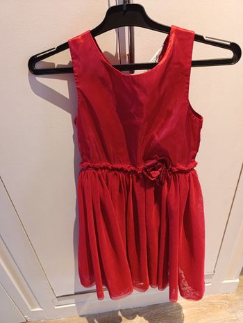Magnifique Robe rouge pailleté H&M 134 cm