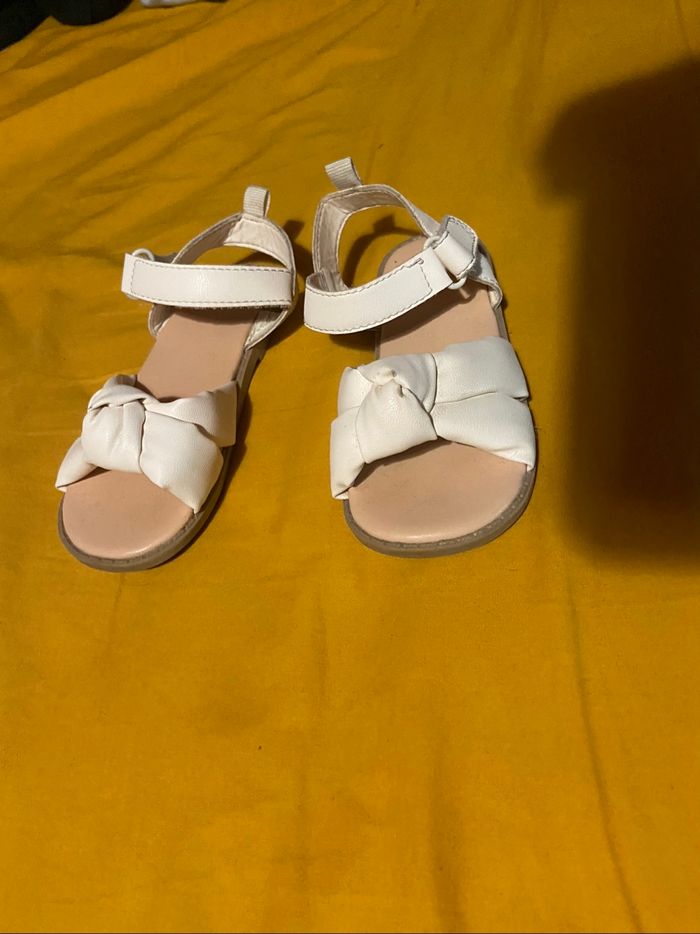 Sandalette enfant taille 23