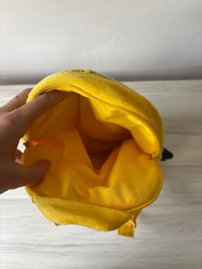 Sac à dos peluche minion - photo numéro 3