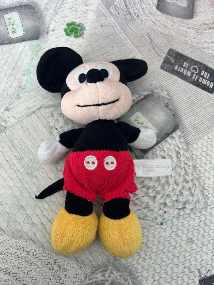 Peluche Mickey