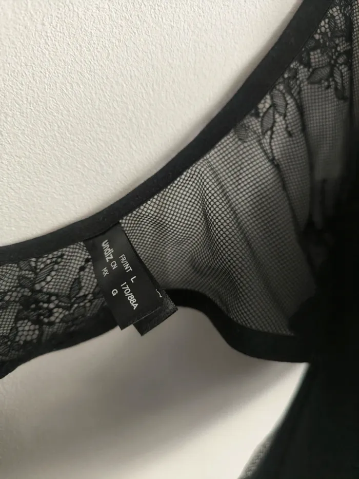 Soutien gorge avec manche noire transparent - photo numéro 5