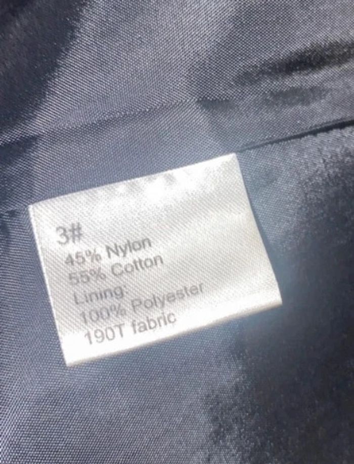 Trench noir - photo numéro 8