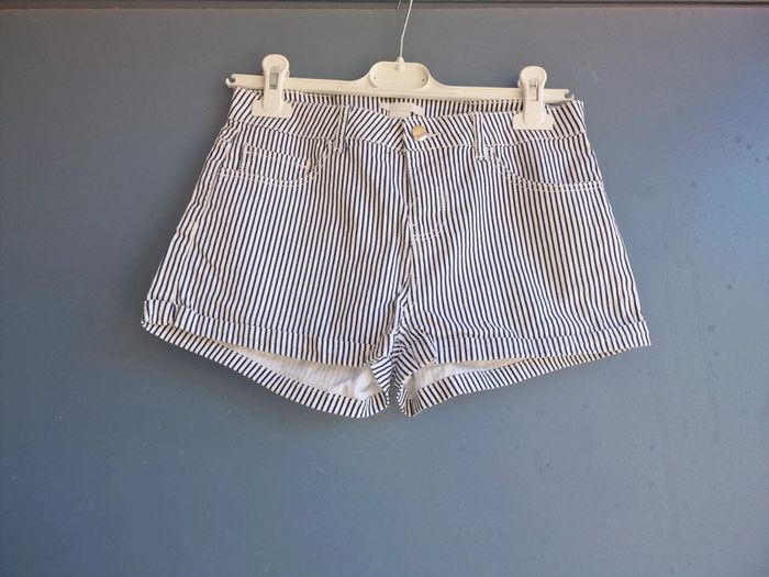 Short H&M XS