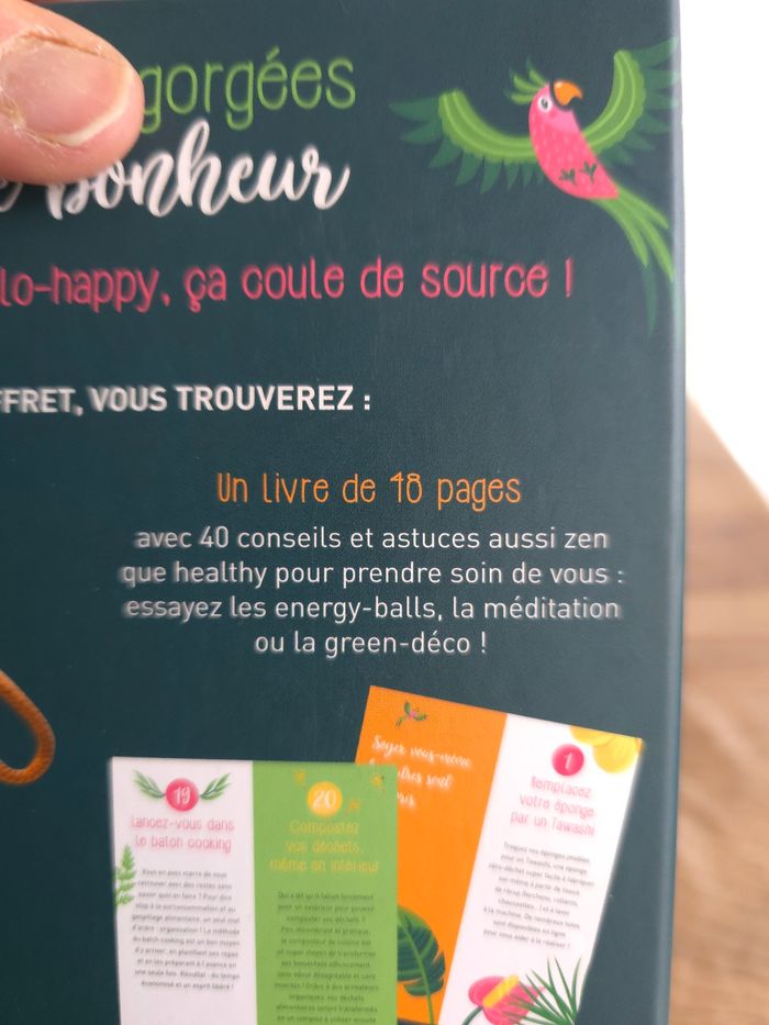 Coffret gourde en verre + livre de 40 conseils et astuces neuf idéal cadeau de Noël - photo numéro 5