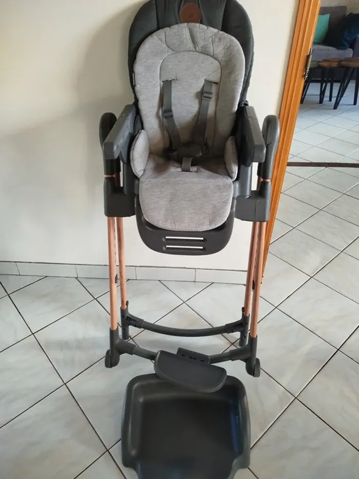 Chaise haute - photo numéro 3