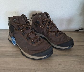 Chaussures de randonnée homme Columbia neuves imperméables taille 46