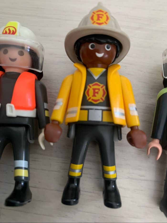 Lot de 3 pompiers Playmobil - photo numéro 3