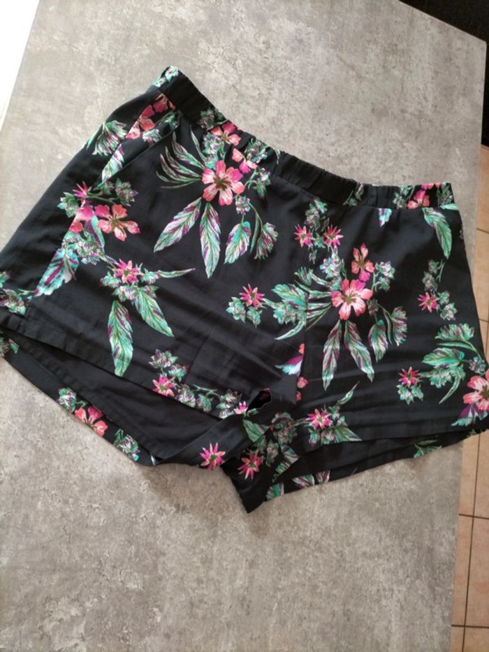 Short taille 44 - photo numéro 5