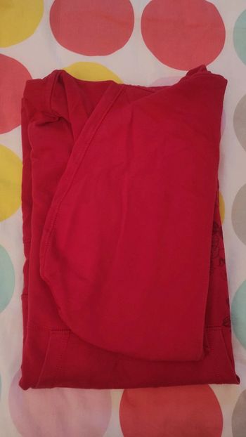 Tunique rouge à capuche taille S/M