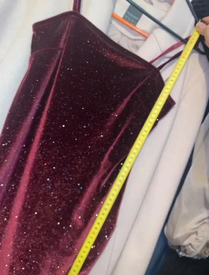 Robe soirée chic bordeaux - photo numéro 3