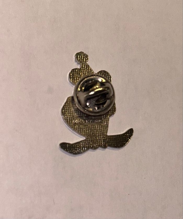 Pin’s Disney Mickey Clown - photo numéro 2