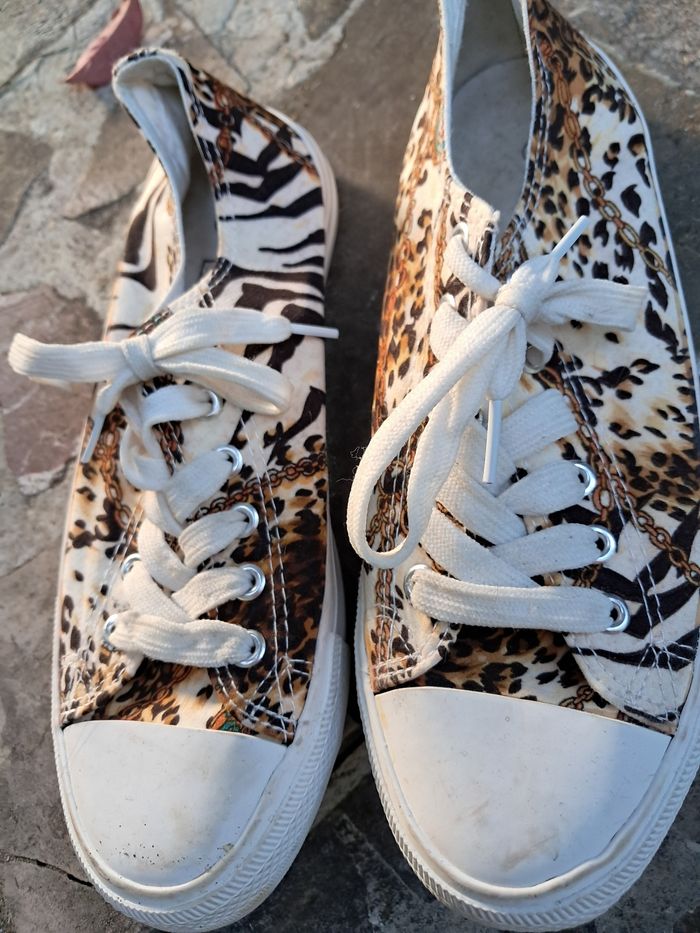 Baskets toile leopard