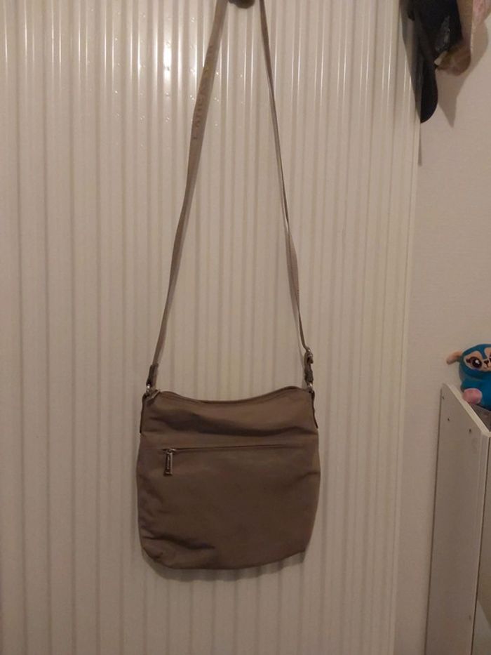 Sac bandoulière lancaster gris beige - photo numéro 3