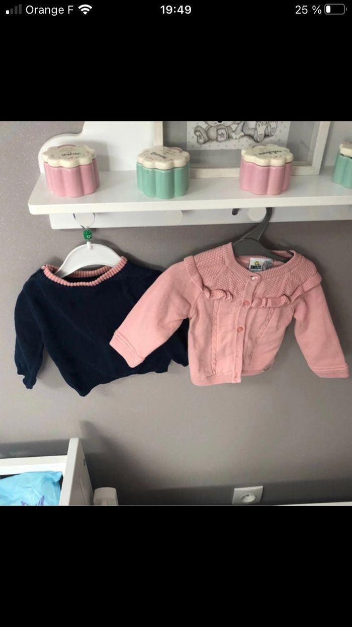 2pulls 6mois - photo numéro 2