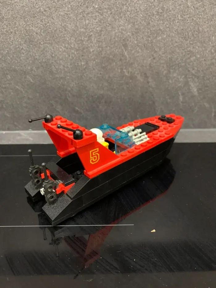 Lego 6679 dark shark - photo numéro 2