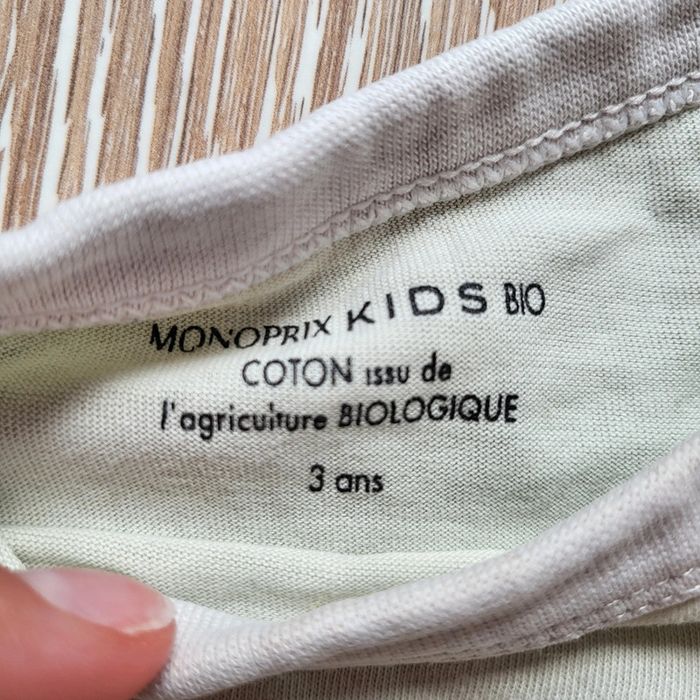 Tee-shirt à motif arbre - photo numéro 2