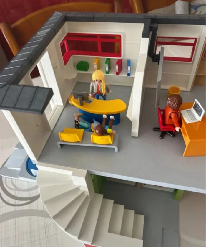 L’école + la classe Playmobil - photo numéro 4