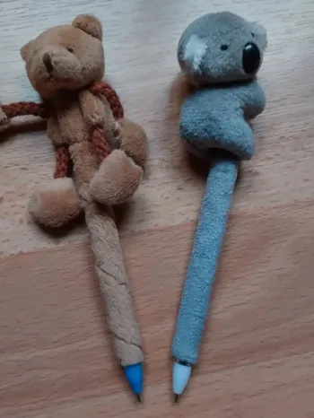 Lot de 2 bics stylo bille peluche ours et koala