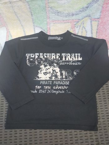 Sweat noir 5 ans