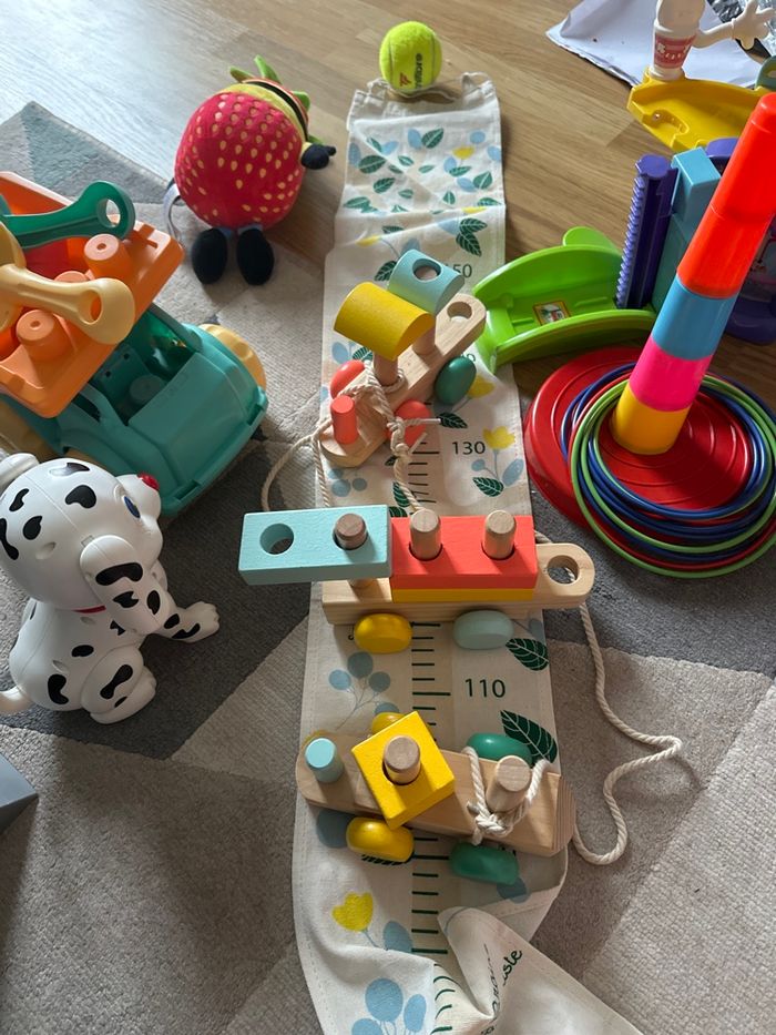 Lot de jouets en très bonne état - photo numéro 5