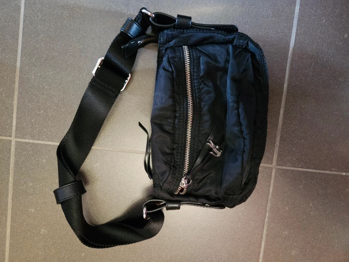 Sac Lacoste