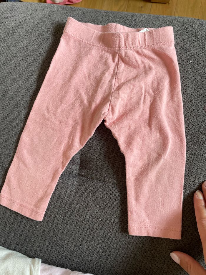 3 leggings 9 mois - photo numéro 2