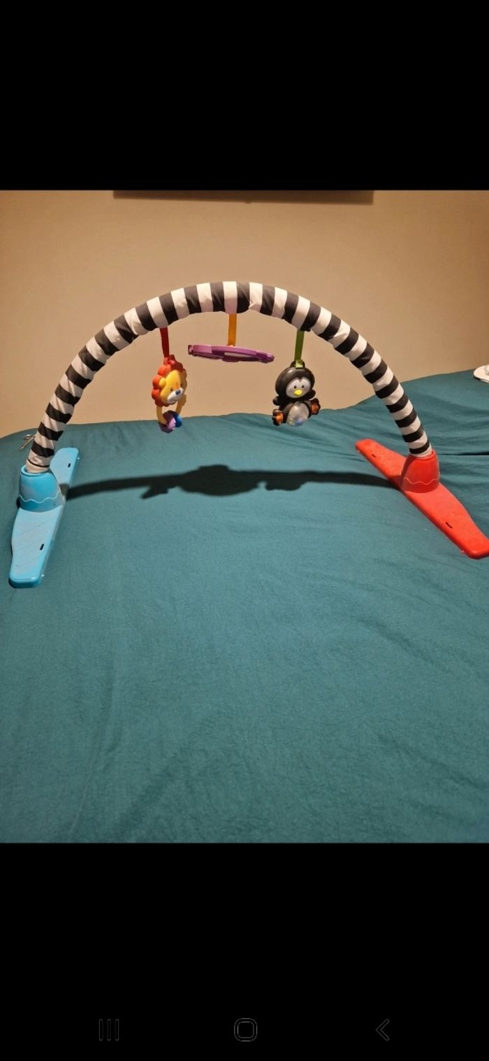 Arche d'éveil à poser Vtech