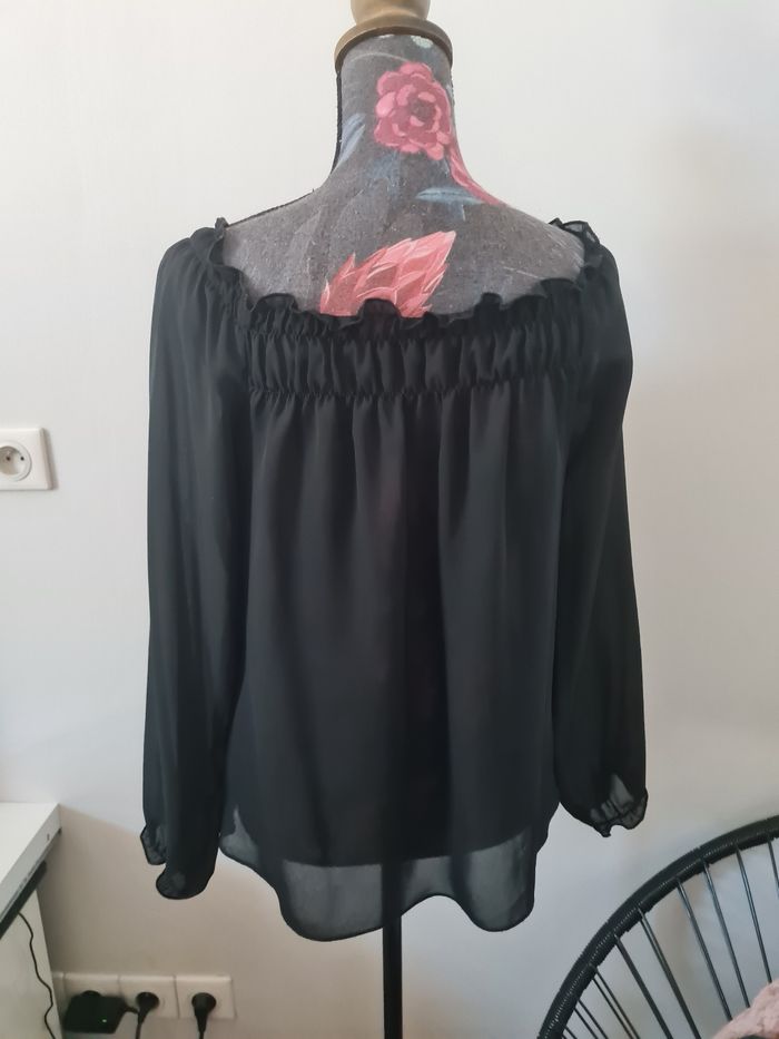 Belle blouse noire
