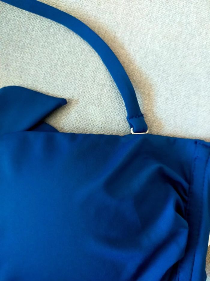 Haut de bikini bleu bandeau – 6 exemplaires – Taille 80 (équiv. 90B / 36-38) - photo numéro 5