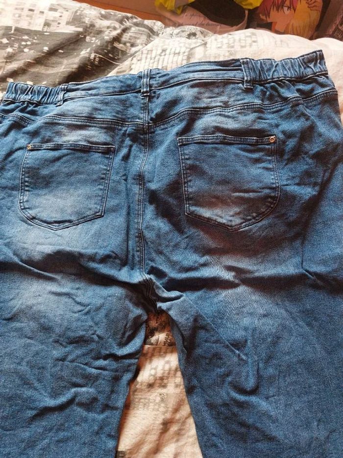 Jeans très bon état - photo numéro 2