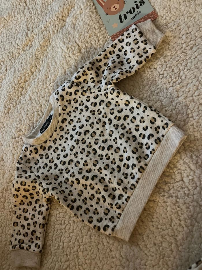 2 survêtements fille 3 mois - photo numéro 3