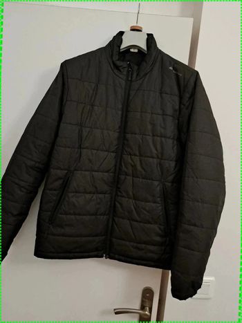 Doudoune légère décathlon taille M noire