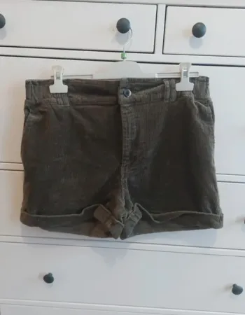 Short kiabi taille 46