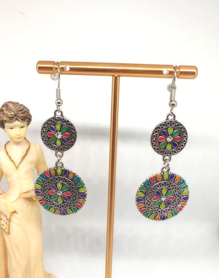 Boucles d'oreilles pendantes - photo numéro 2