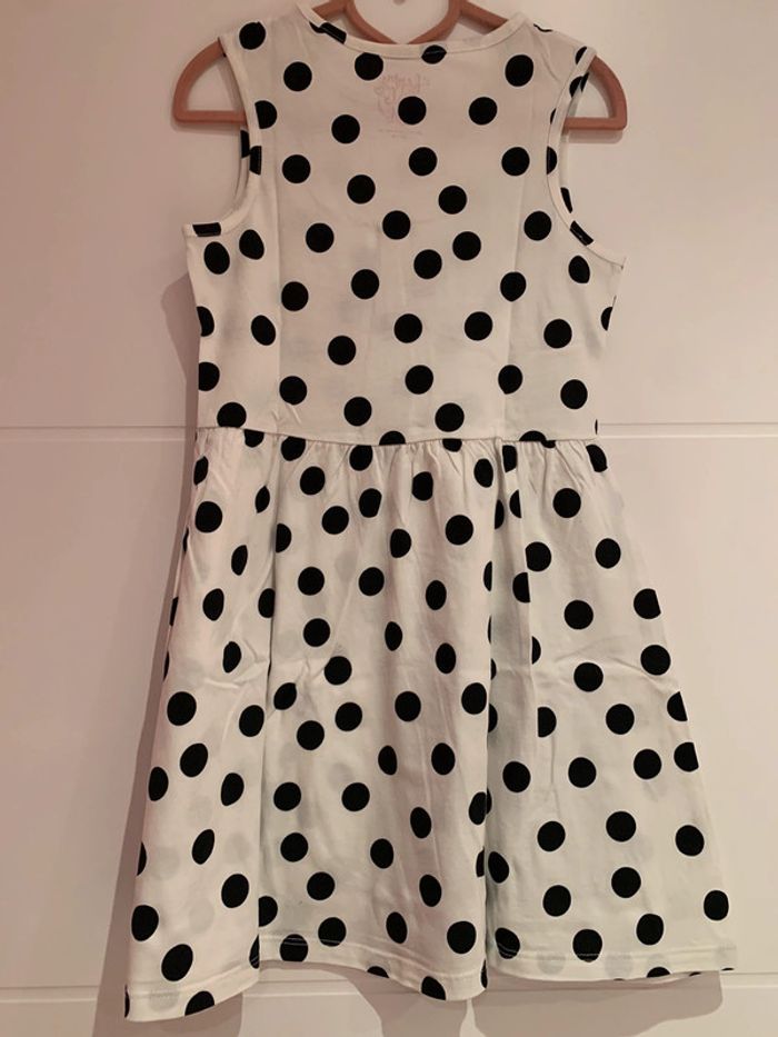 Jolie robe à pois - photo numéro 2