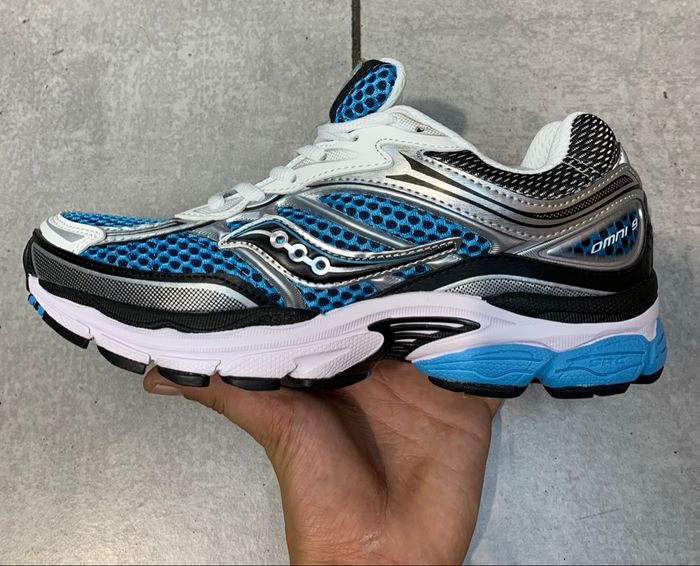 Saucony