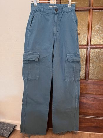 Pantalon Stradivarius taille 32