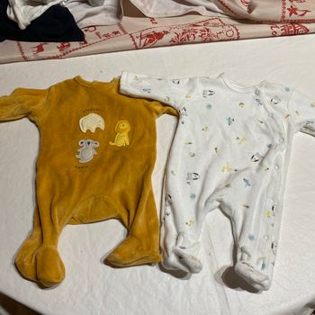 2 pyjamas manche longue 1 mois