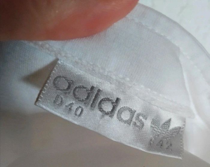 T-shirt vintage Adidas femme taille 42 - photo numéro 10