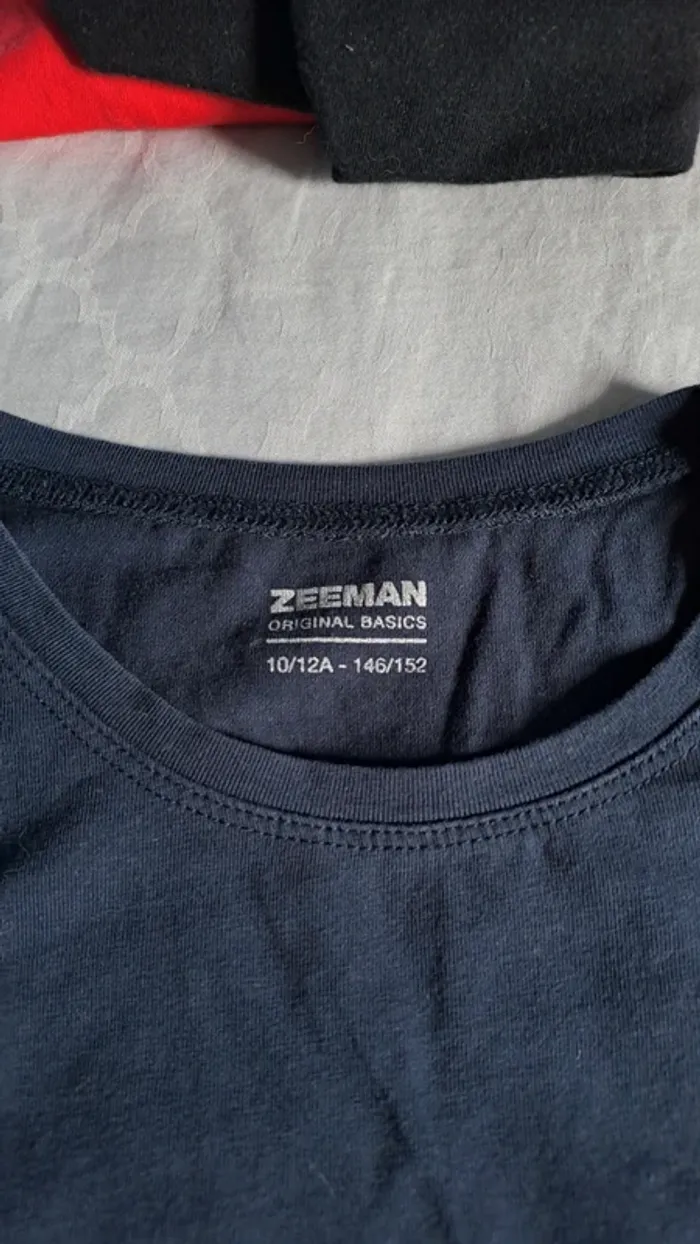 T shirt manches longues bleu marine taille 146/152 - photo numéro 2