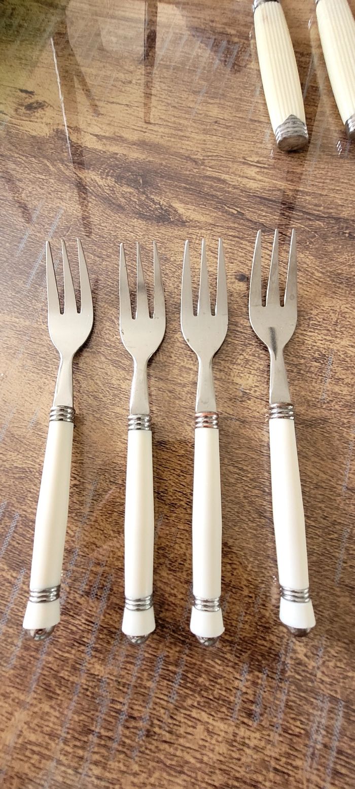 Lot de vaiselle - photo numéro 5