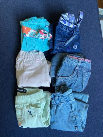 Lot 6 pantalons taille 6 mois