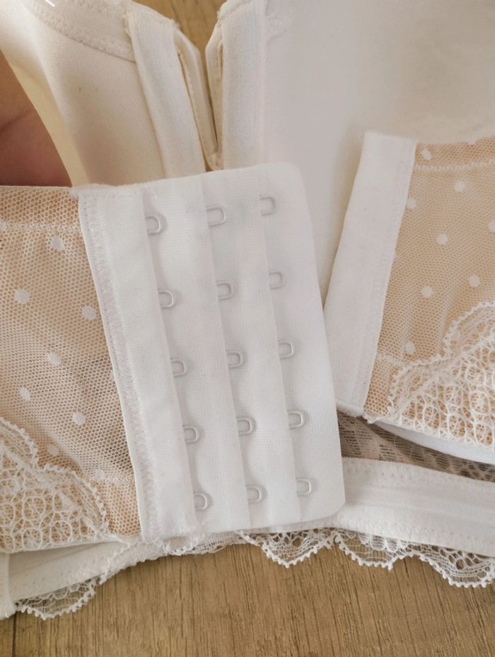 Soutien-gorge bandeau coques crème beige taille 90G Parfait - photo numéro 5