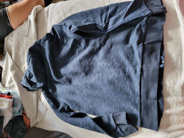 Lot de 2 pulls 10 ans garçon - photo numéro 2