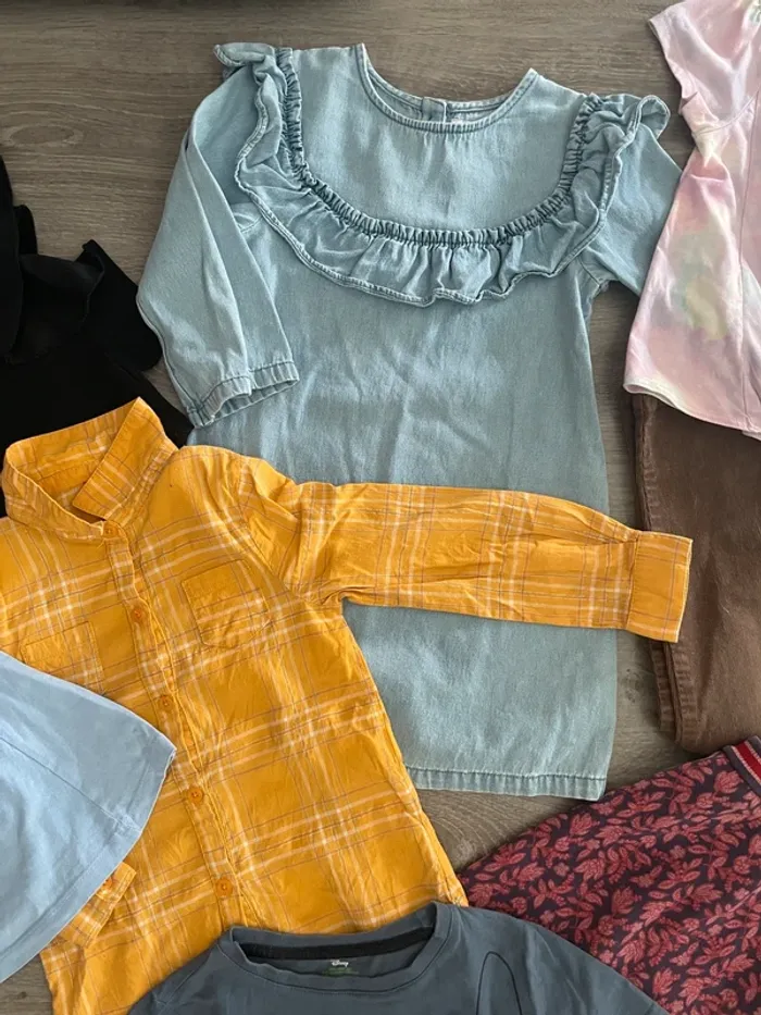 Lot de vêtements fille taille 6 ans - photo numéro 3