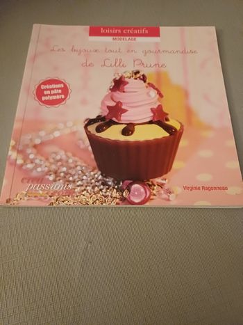 Livre les bijoux tout en gourmandise