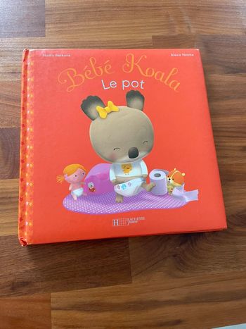 Bébé koala le pot
