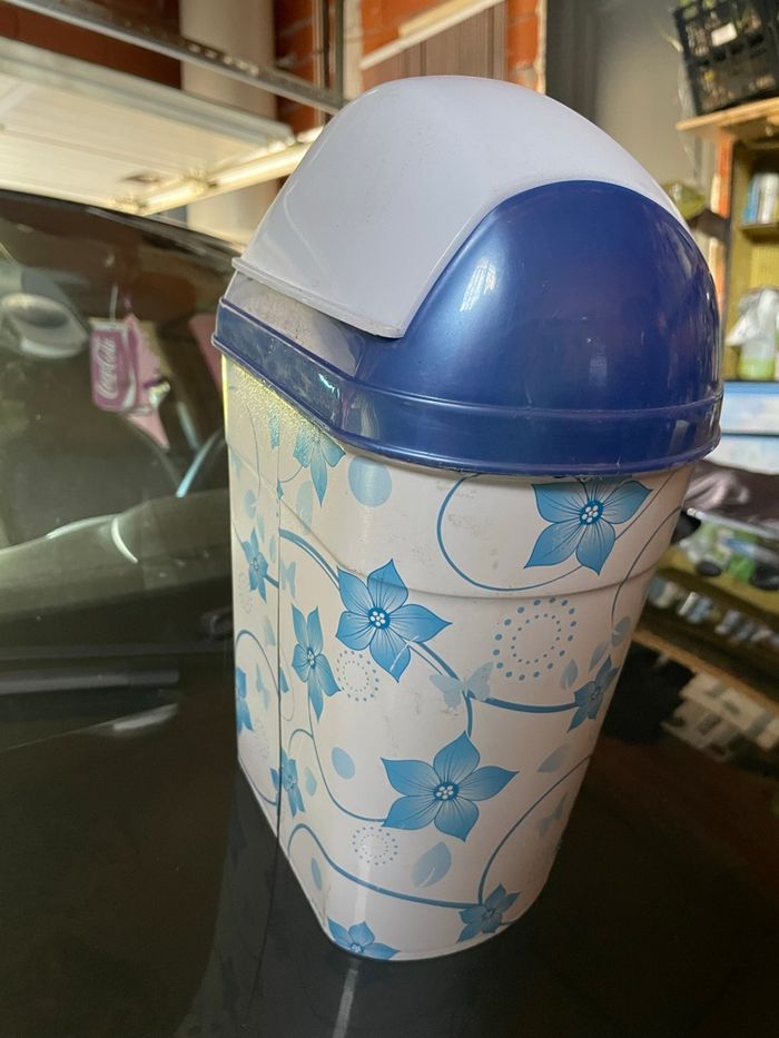 Poubelle Salle de bain ~ wc - photo numéro 2