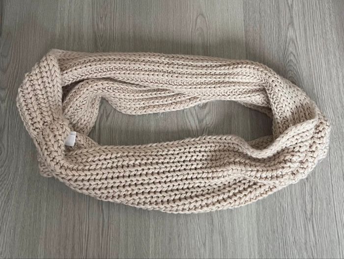 Lot de 4 écharpes Camaïeu, Primark, h&M - photo numéro 3